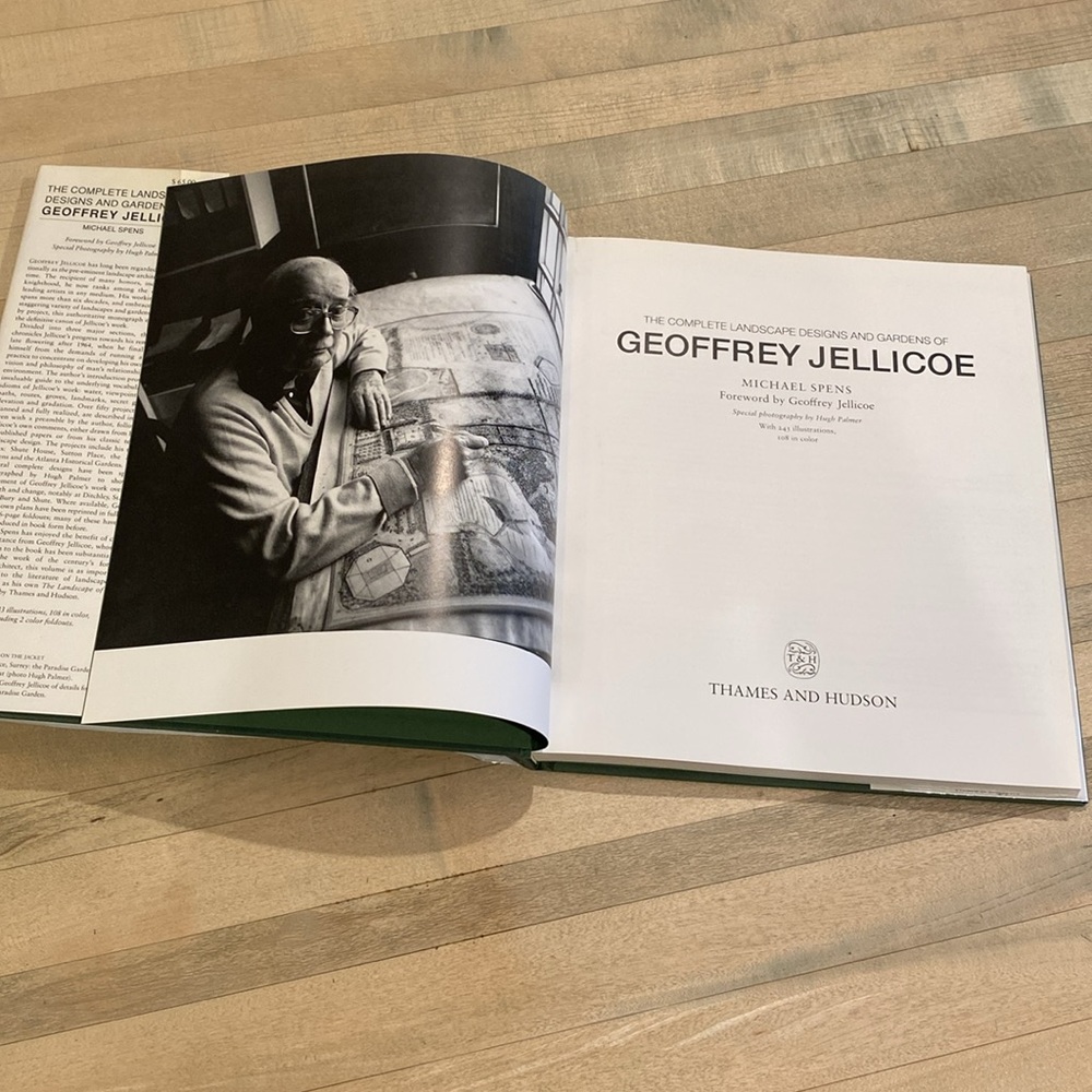 The Complete Landscape Designs and Gardens of Geoffrey Jellicoe - Picture 2 of 16
